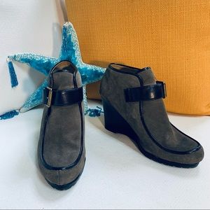 LEVITY Gray Suede Booties